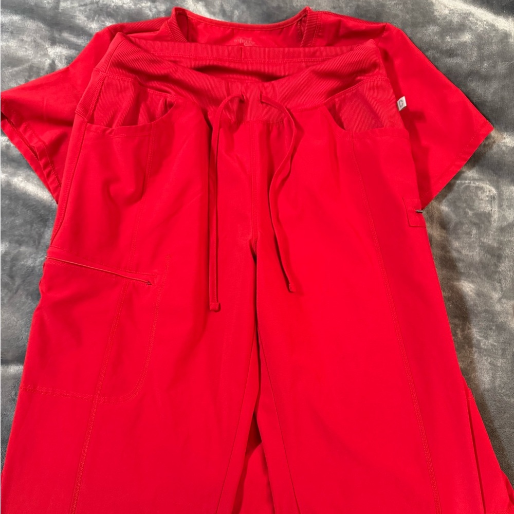 Cherokee Infinity Red Set - Picture 4 of 8